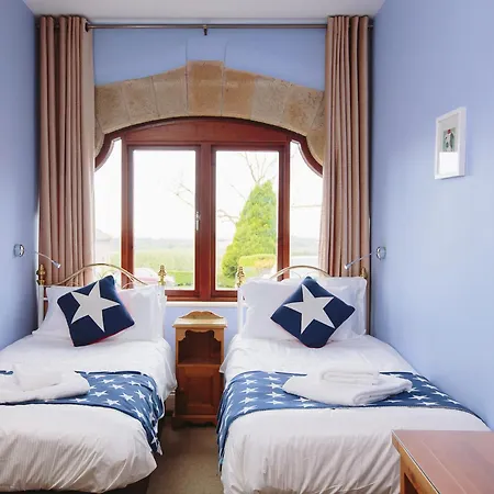 Tower Barn - Uk1282 *